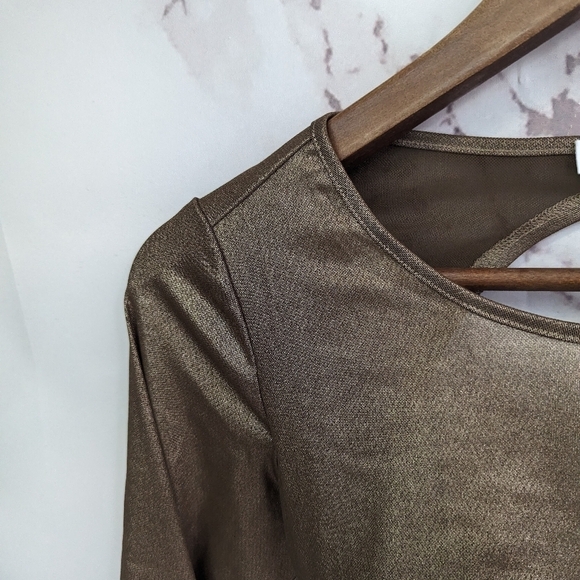 Good American Crop Top Women Mesh Underwire Long Sleeve Mocha Foil - Picture 2 of 10